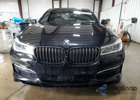 2017 BMW Alpina B7 из США, поврежденный, VIN WBA7F2C57HG543765